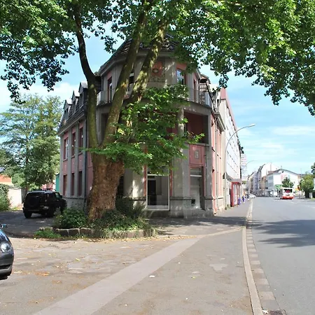 בית הארחה Central Pension דיסבורג