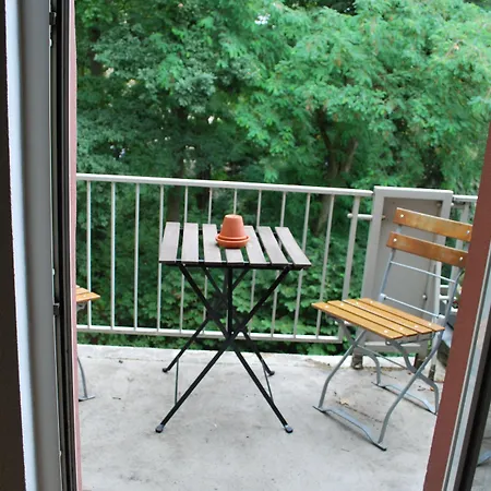 بيت ضيافة Central Pension 2*