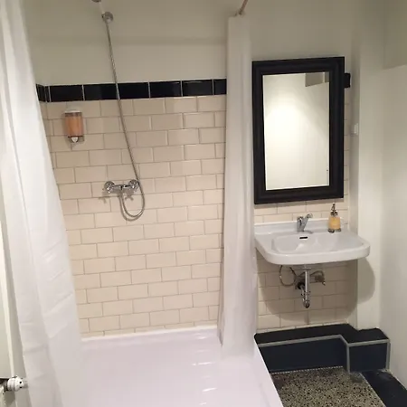 Central Pension בית הארחה דיסבורג