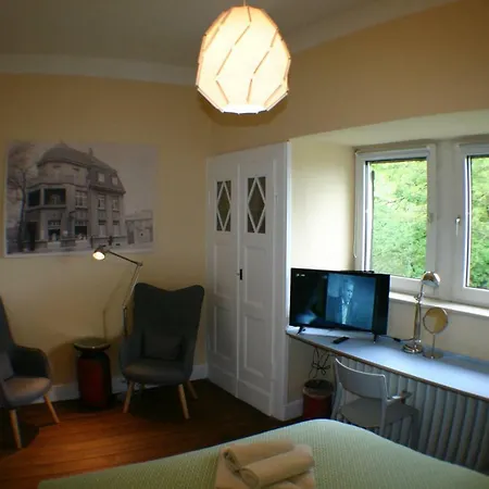 בית הארחה Central Pension 2*