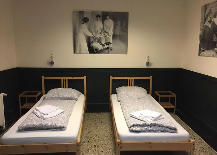 中央旅馆 2* 杜伊斯堡