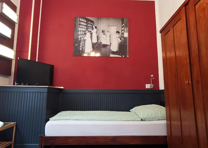 招待所 中央旅馆 2*